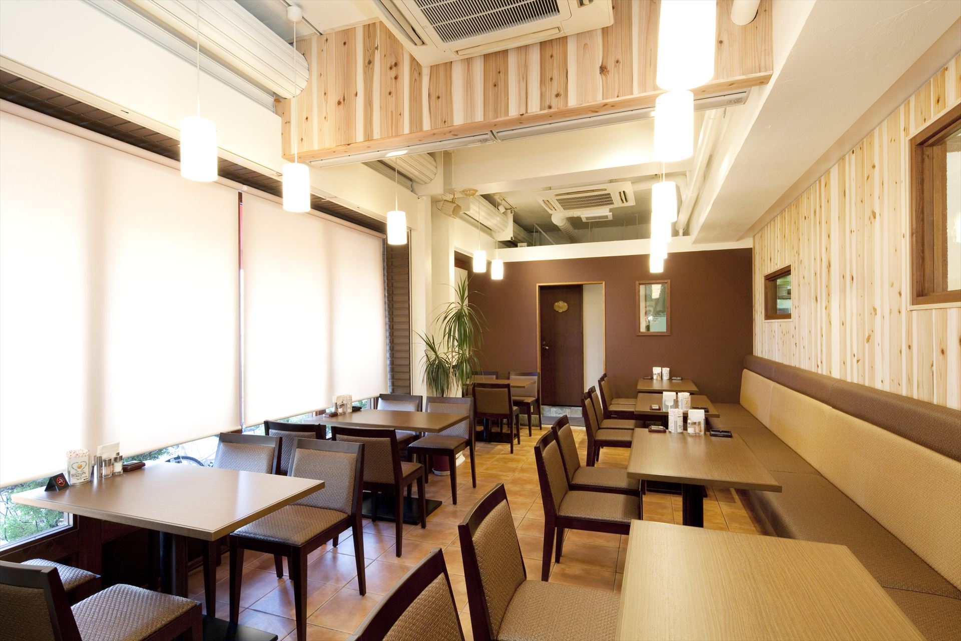 店舗の施工 | 大分の看板なら玖珠広告